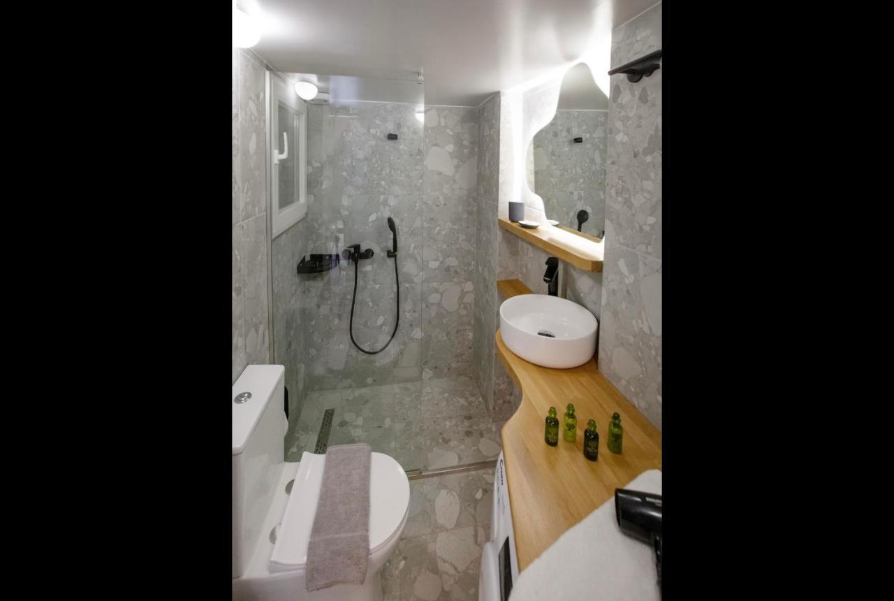 The Modern By Ghh *