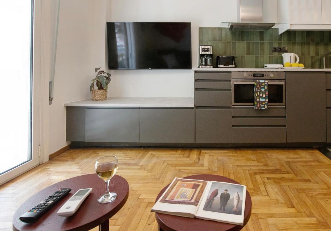 The Modern By Ghh Apartment *